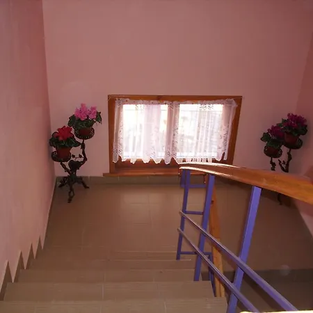 Guest House Ravda * רבדה