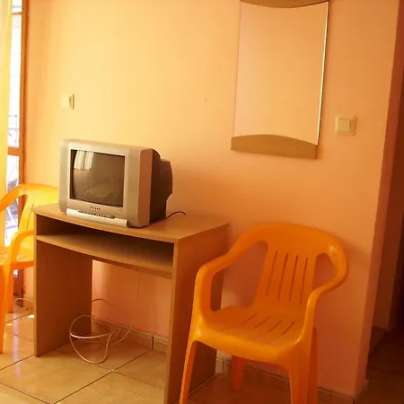 Guest House Ravda *
