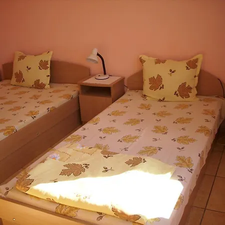 בית הארחה Guest House Ravda