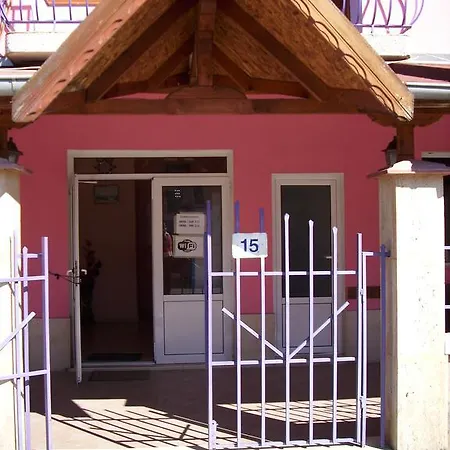 Guest House Ravda *