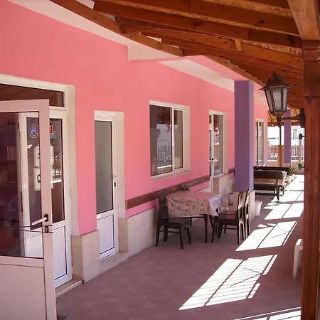 Guest House Ravda *